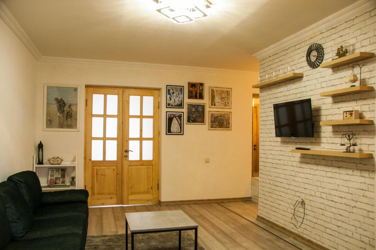 Near Апартаменты *